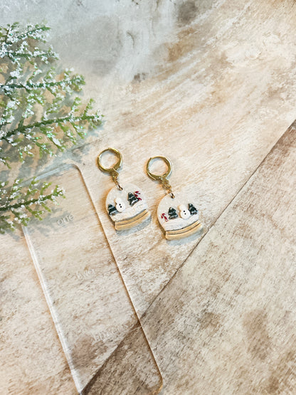 Winter Snowglobe Huggies