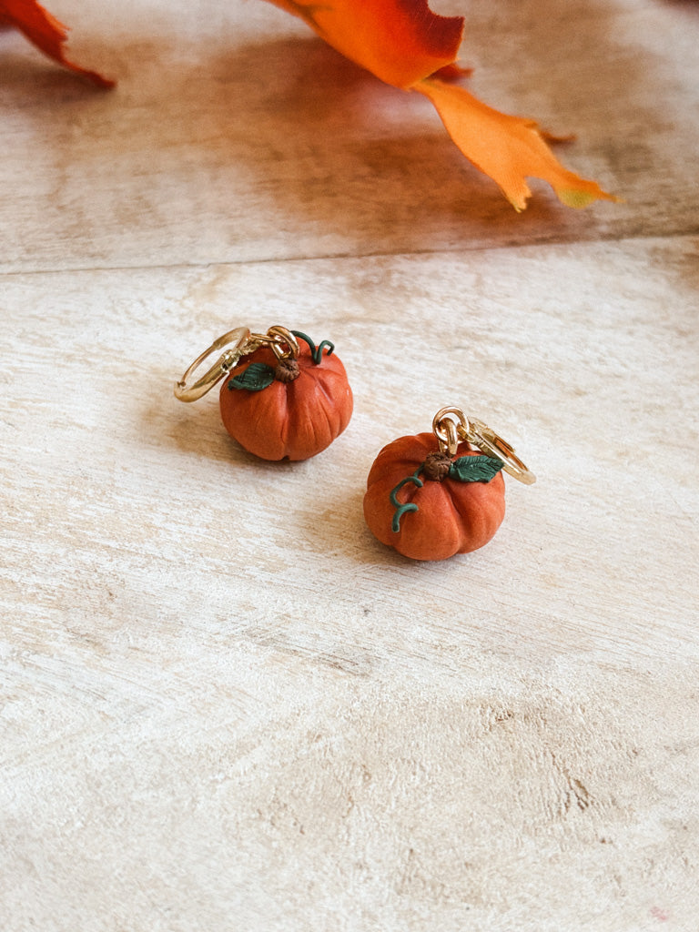 Pumpkin Huggies