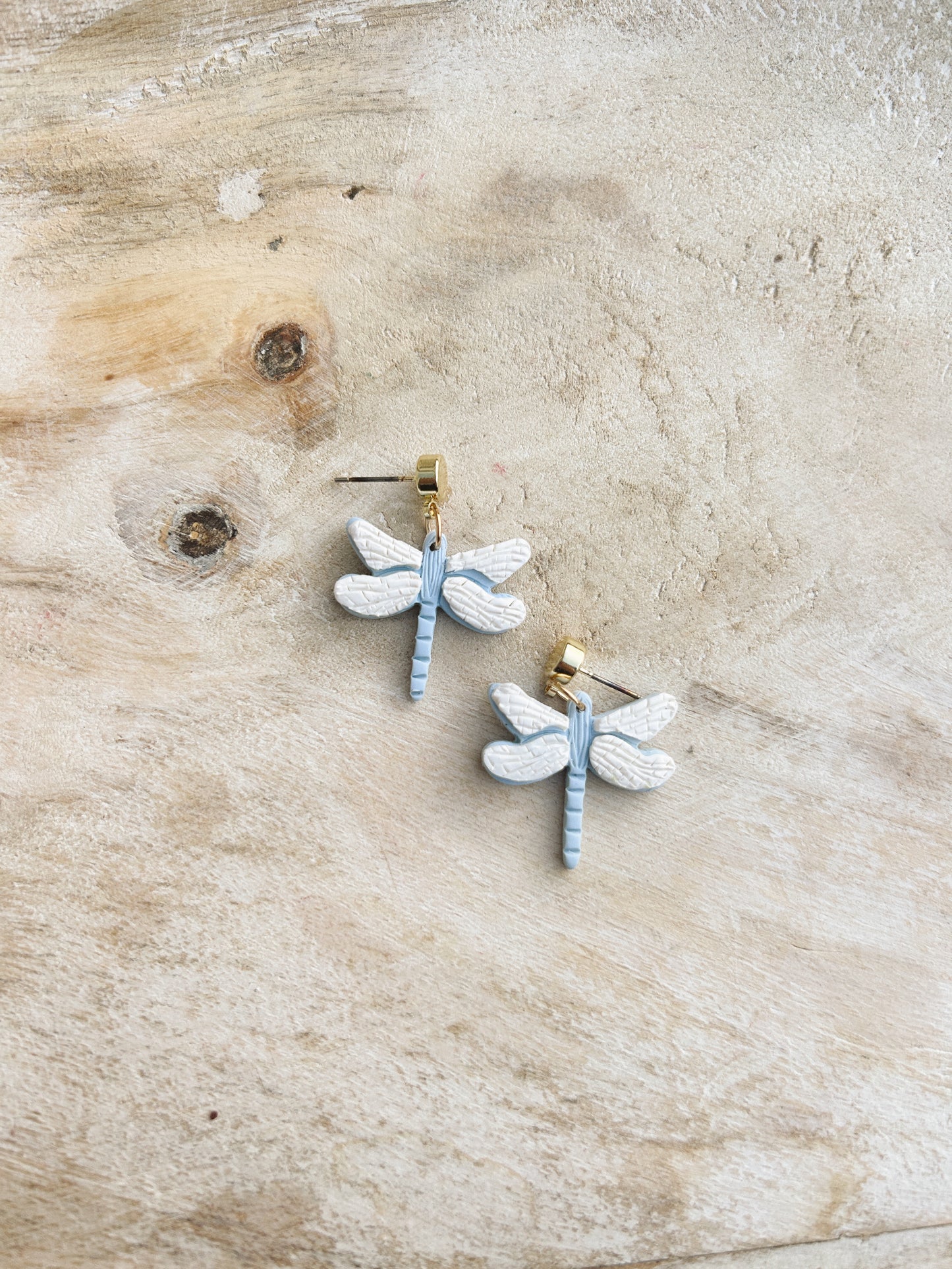 Dragonfly Inn Dangles